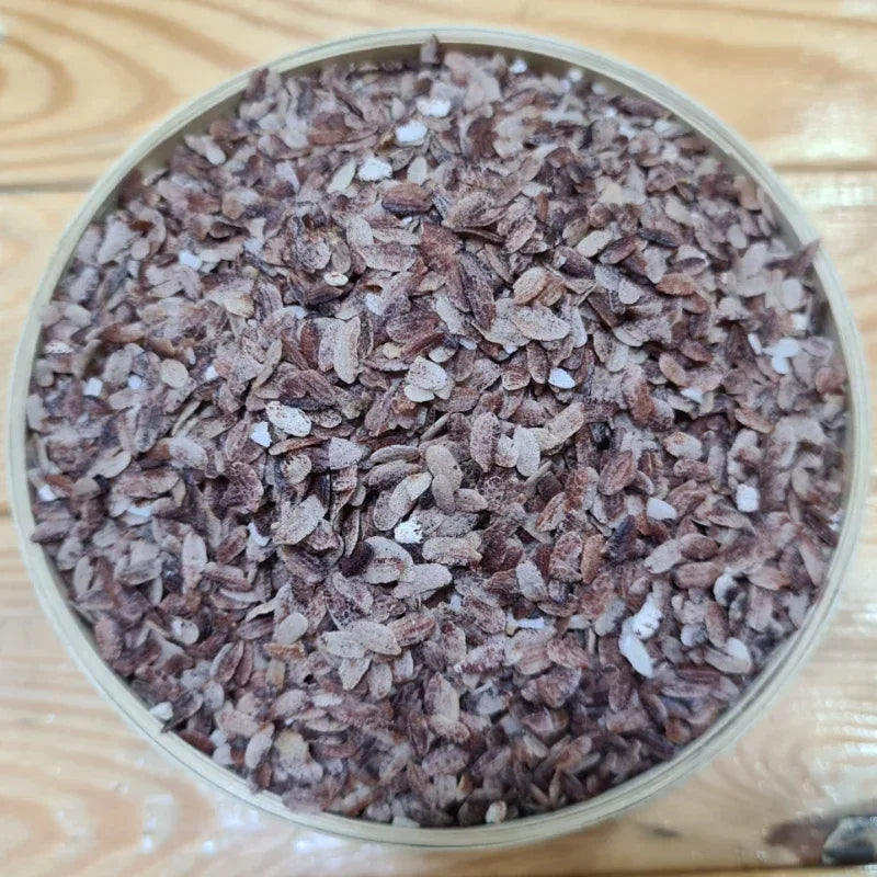 Karai Uzhavan Kudil Karuppu Kavuni Flakes / Karuppu Kavuni Aval - 150 g (Pack of 2) - Orgoshops