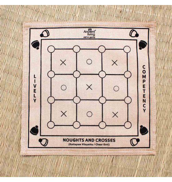 Noughts and Crosses Board Game in Raw Silk (Kattam Vilayattu) - Orgoshops