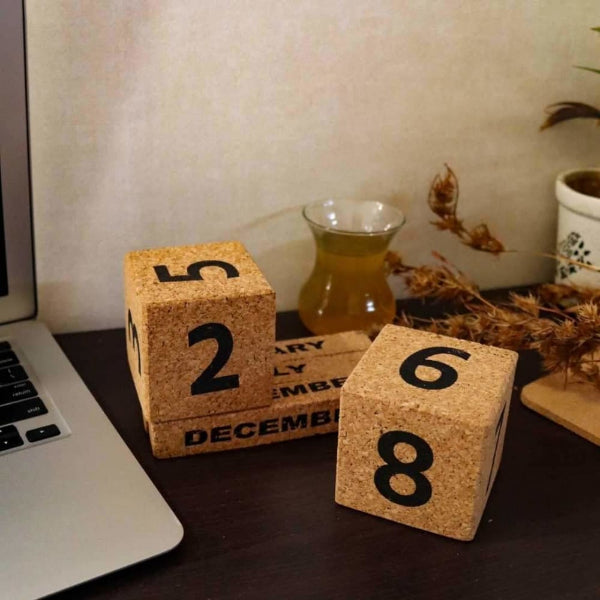 Onearth Cute Cork Calendar