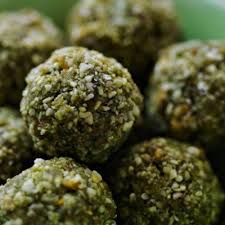 Araikkal Spirulina Laddu - 12Pcs ( Pack of 3 )